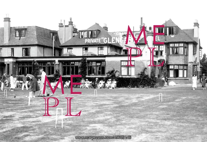  : Clacton-on-Sea, Glengariff Hotel c1955