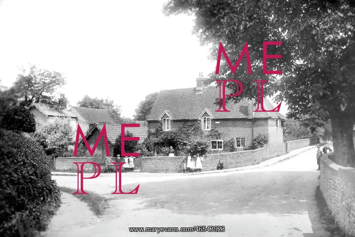  : Clandon, Village 1904