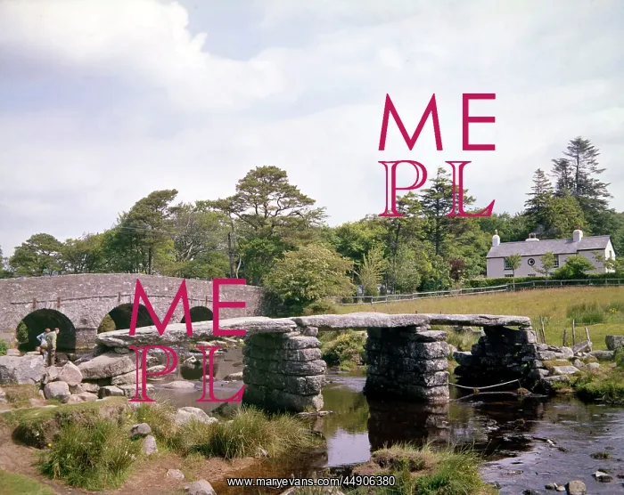 : Clapper Bridge, Postbridge, Dartmoor National Park, Devon : Clapper Bridge, Postbridge, Dartmoor National Park, Devon