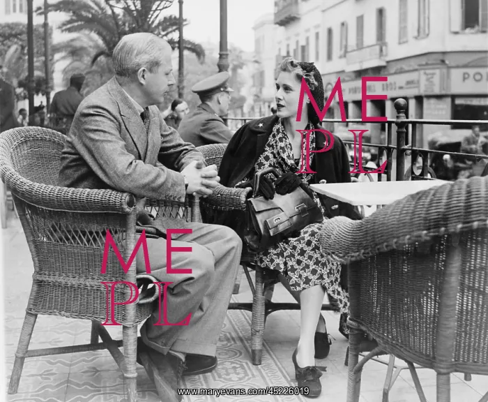 : Clare Boothe Luce (1903-1987) on the terrace ? : Clare Boothe Luce (1903-1987) on the terrace ?