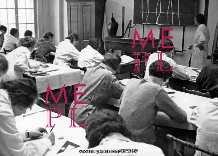 : Classes in the German Master School for Fashion in Munich : Classes in the German Master School for Fashion in Munich
