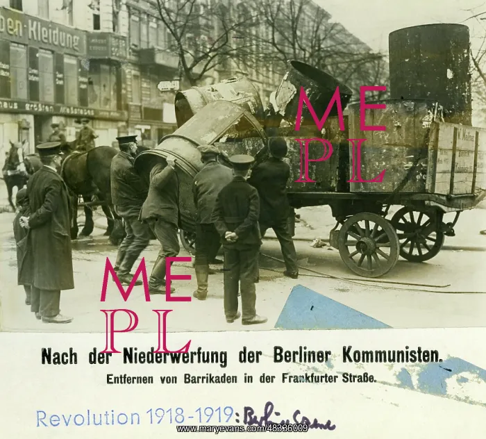 : Clean up operation in the Frankfurter Strasse in Berlin : Clean up operation in the Frankfurter Strasse in Berlin