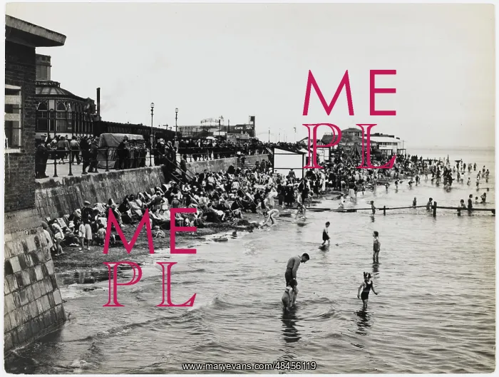 : CLEETHORPES SEA FRONT : CLEETHORPES SEA FRONT