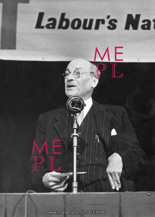 : Clement Richard Attlee giving a speech : Clement Richard Attlee giving a speech