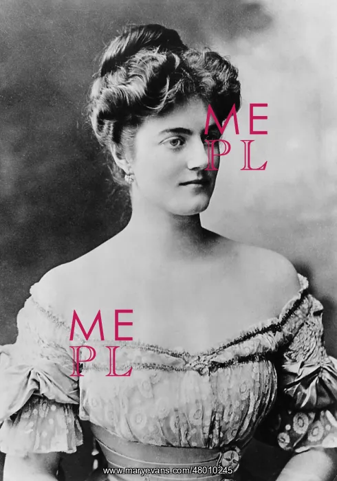 : Clementine Churchill, 1909 : Clementine Churchill, 1909
