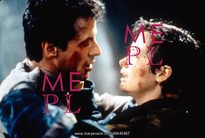 : CLIFFHANGER : CLIFFHANGER