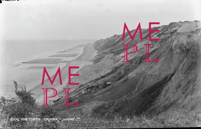 : The Cliffs at Cromer : The Cliffs at Cromer