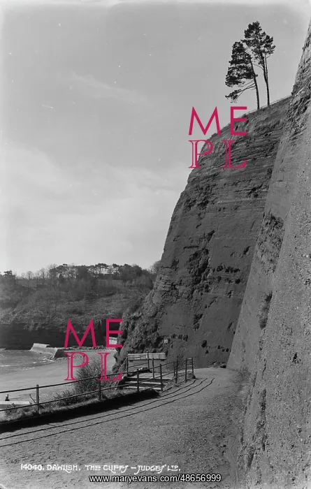 : The Cliffs at Dawlish : The Cliffs at Dawlish