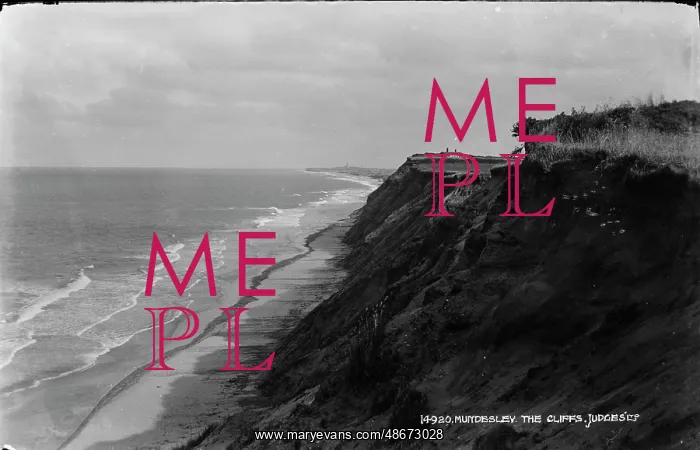 : The Cliffs at Mundesley : The Cliffs at Mundesley
