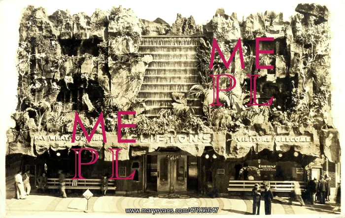 : Clifton's Pacific Seas Cafeteria, Los Angeles, California : Clifton's Pacific Seas Cafeteria, Los Angeles, California