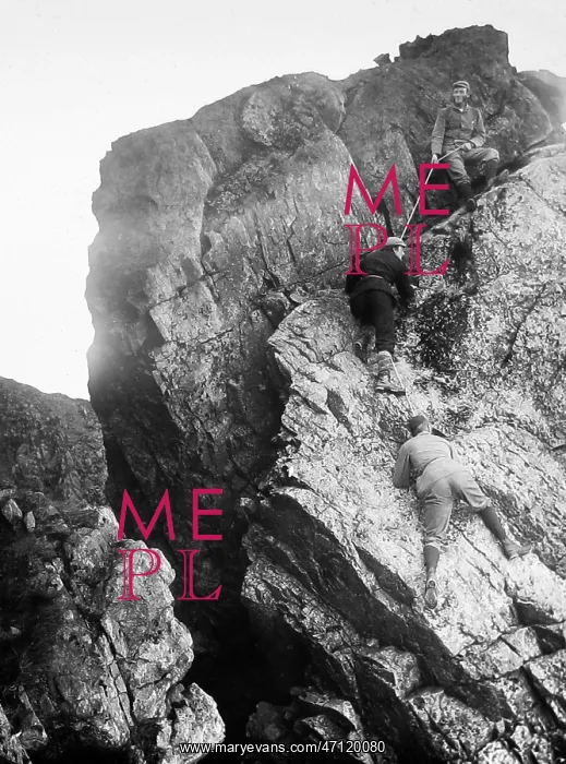  : Climbing Deep Ghyll Pillar, lake District
