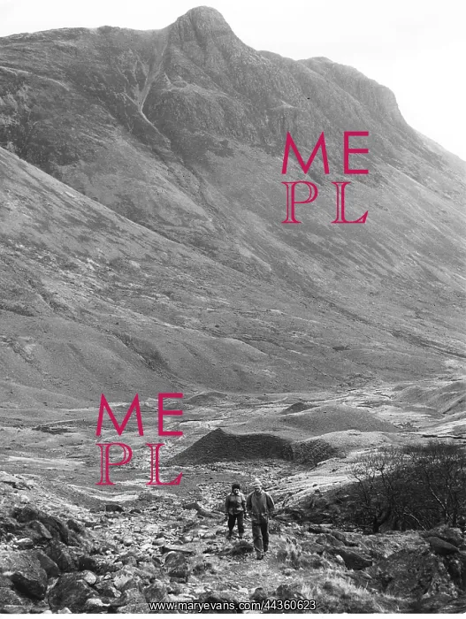  : Climbing in the Langdale Valley, Lake District, Cumbria