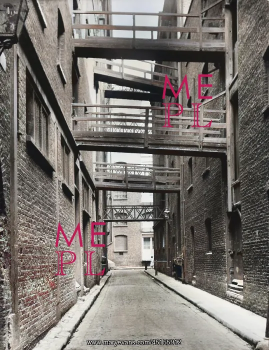 : CLINK STREET, LONDON : CLINK STREET, LONDON
