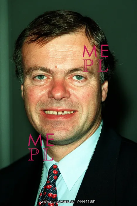  : Clive Betts MP