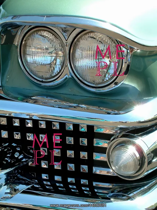  : Close Up Of 1958 Buick Roadmaster
