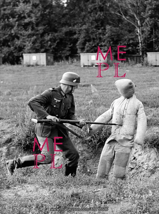 : Close combat training, 1940 : Close combat training, 1940