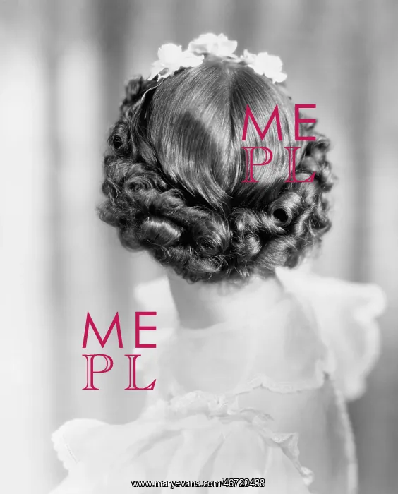  : Closeup of curls on back of womans head