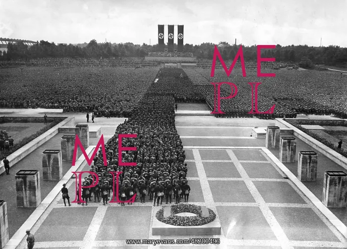 : Closing parade of the Ralley of Victory in Nuremberg, 1933 : Closing parade of the Ralley of Victory in Nuremberg, 1933