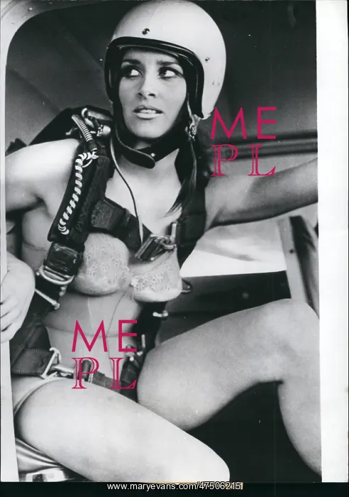 : From the clouds'. : Renate (21), Munich sports : From the clouds'. : Renate (21), Munich sports