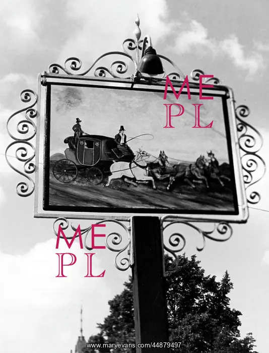 : COACH AND HORSES SIGN : COACH AND HORSES SIGN