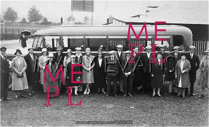 : COACH PARTY TO SOUTHSEA : COACH PARTY TO SOUTHSEA