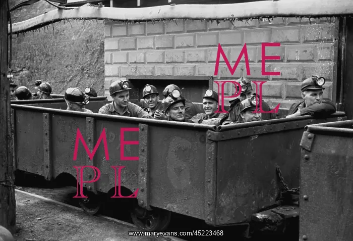 : Coal miners ready to descend into the mine ? : Coal miners ready to descend into the mine ?