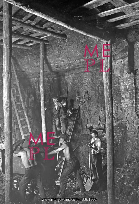: Coal mining, 1935 : Coal mining, 1935