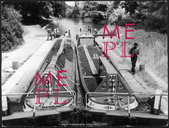 : COAL NARROW BOATS : COAL NARROW BOATS