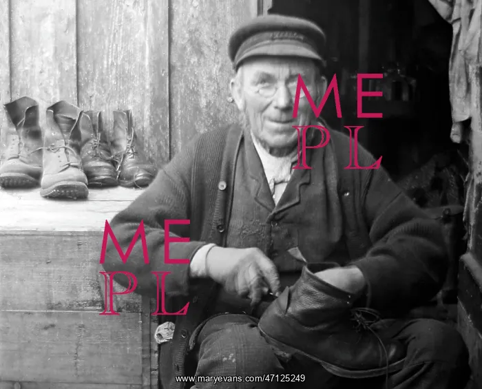  : Cobbler, probably 1920s