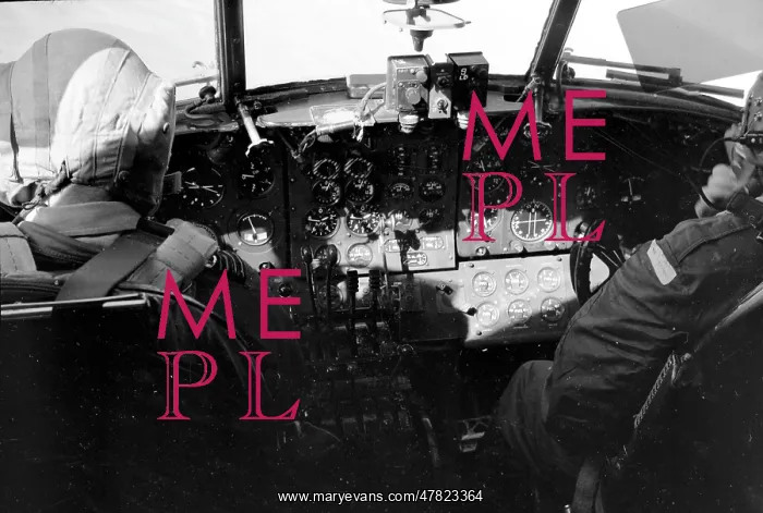 : Cockpit of Vickers Varsity T.1 WJ949 : Cockpit of Vickers Varsity T.1 WJ949