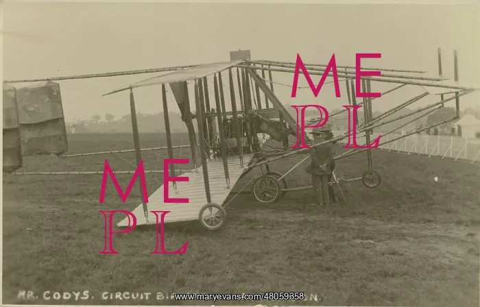 : Cody Circuit of Britain Biplane at Hendon : Cody Circuit of Britain Biplane at Hendon