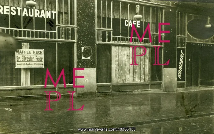 : Coffeehouse Keck in Berlin, 1919 : Coffeehouse Keck in Berlin, 1919