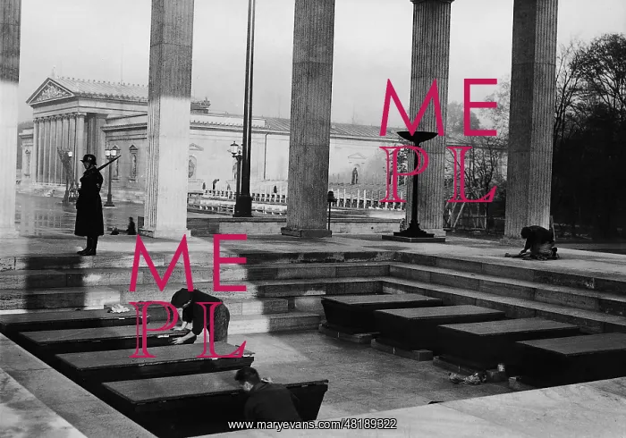 : Coffins in one of the Temples of Honor in Munich, 1935 : Coffins in one of the Temples of Honor in Munich, 1935