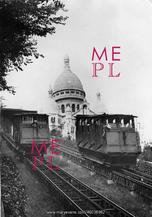 : Cog railway at Montmartre : Cog railway at Montmartre
