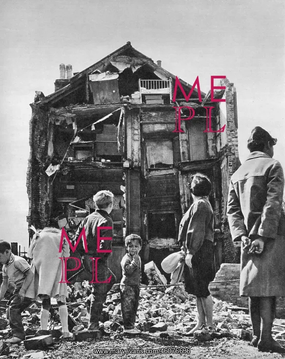 : Collapsed house in Swedenborg Square, Stepney : Collapsed house in Swedenborg Square, Stepney