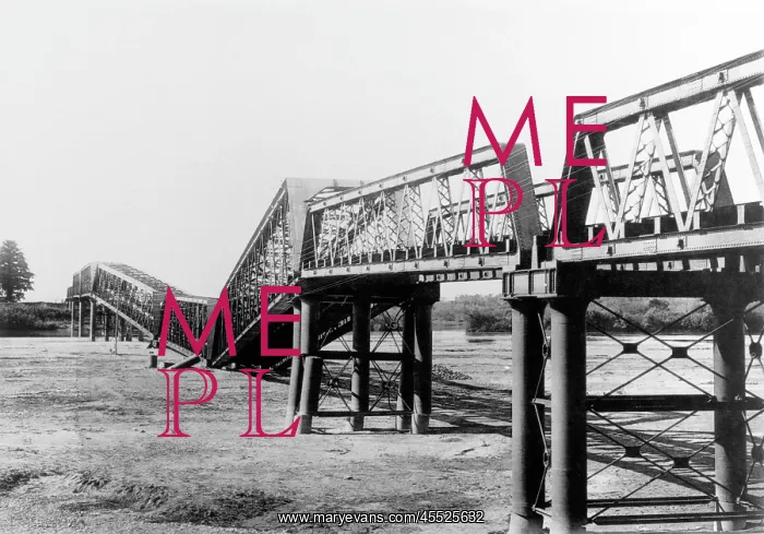 : Collapsed Nagara Gawa Railway Bridge : Collapsed Nagara Gawa Railway Bridge
