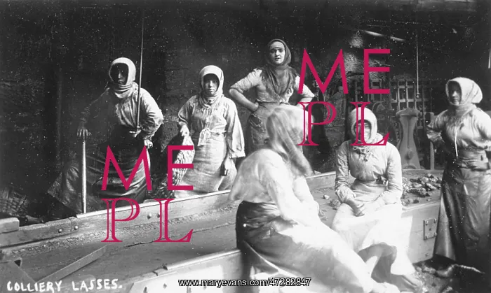  : Colliery Lasses - 1890s
