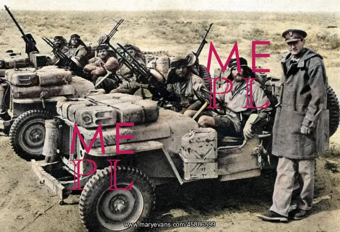 : Colonel David Stirling with a patrol in the desert : Colonel David Stirling with a patrol in the desert