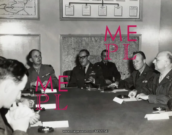 : Colonel Park Holland, Wing Commander Sitting (Centre Wea? : Colonel Park Holland, Wing Commander Sitting (Centre Wea?