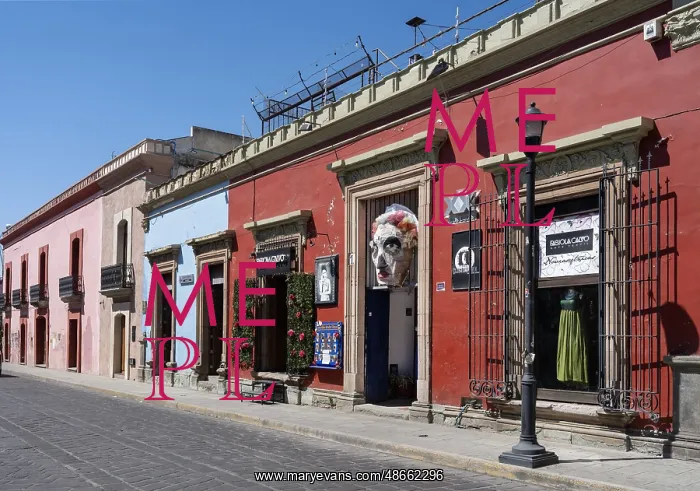  : Colonial buildings, Oaxaca, Mexico