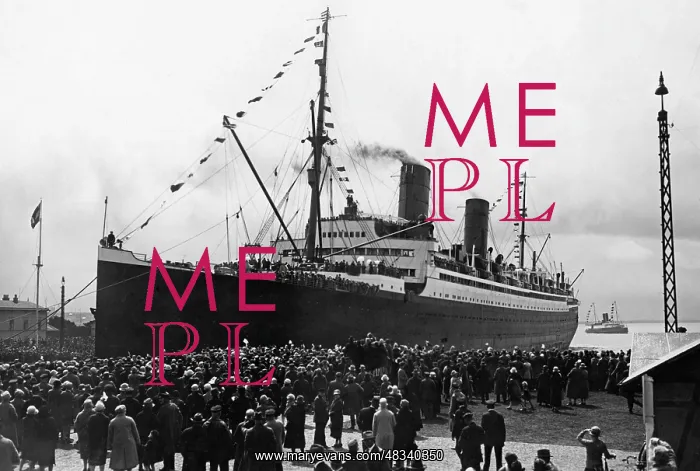 : The Columbus in Bremerhaven, 1928 : The Columbus in Bremerhaven, 1928
