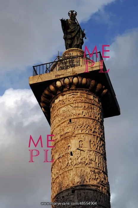 : The Column of Marcus Aurelius. Piazza Colonna. Rome. Italy : The Column of Marcus Aurelius. Piazza Colonna. Rome. Italy