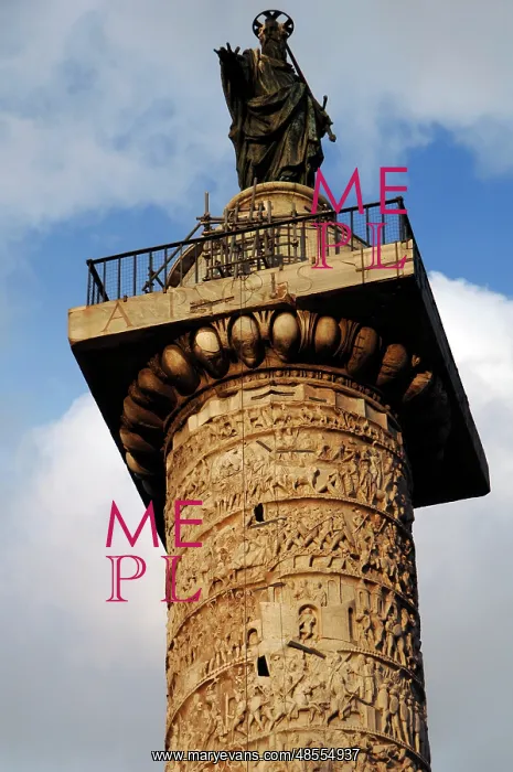 : The Column of Marcus Aurelius. Piazza Colonna. Rome. Italy : The Column of Marcus Aurelius. Piazza Colonna. Rome. Italy