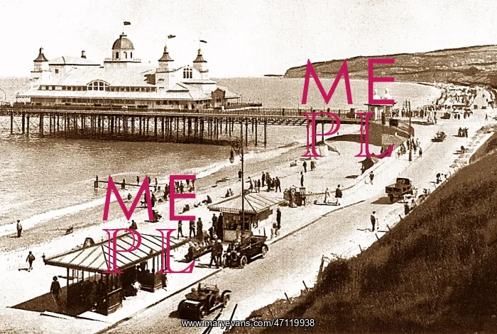  : Colwyn Bay Pier probably 1920s