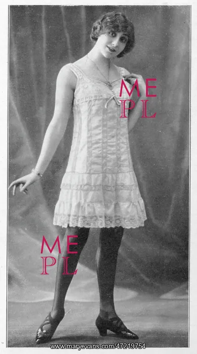 : COMBINAISON-JUPON 1913 : COMBINAISON-JUPON 1913