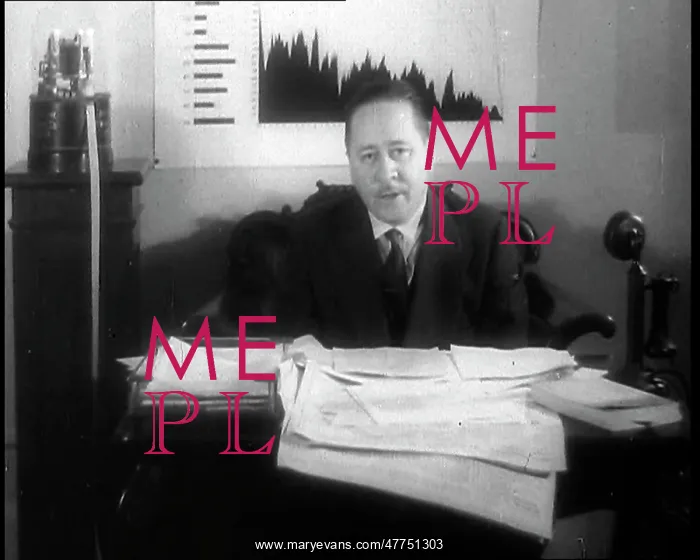 : Comedian Robert Benchley Talking to the Camera : Comedian Robert Benchley Talking to the Camera