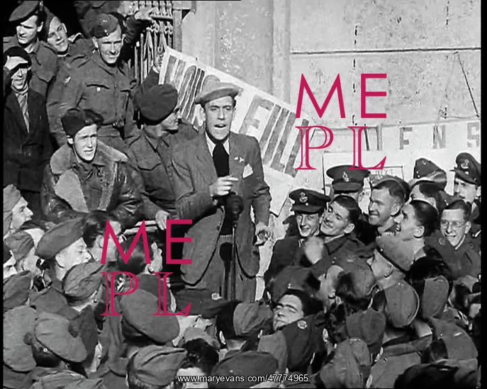 : Comedian Tommy Trinder Entertaining Allied Troops : Comedian Tommy Trinder Entertaining Allied Troops