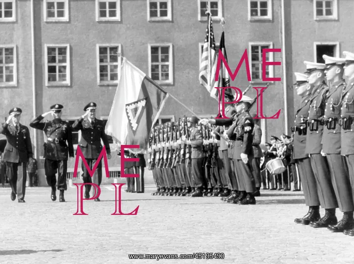 : Commando change in the US Army in Stuttgart : Commando change in the US Army in Stuttgart