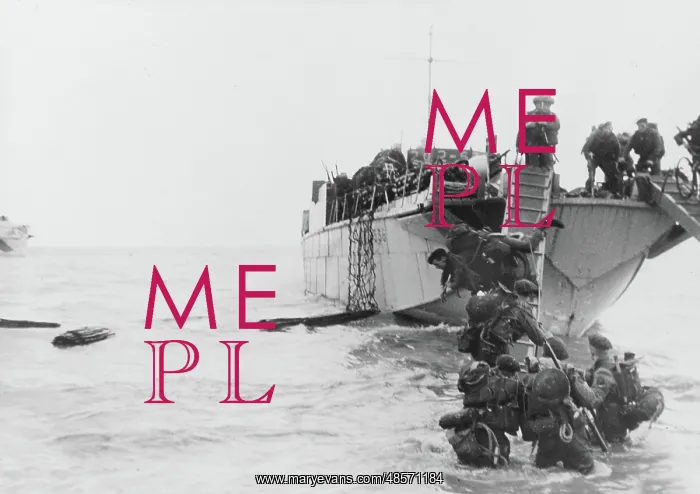 : Commandos wade ashore from landing craft at Juno beach : Commandos wade ashore from landing craft at Juno beach