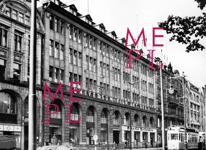 : Commercial building in Berlin : Commercial building in Berlin